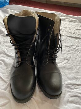 Schwarze gefütterte Stiefeletten, Cordula Folgner, Reitstiefeletten, Berlin 