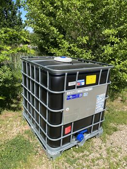 Schwarze IBC Tränke 1000l NEU, Rekubik  IBC Fass mit Tränke, Lioba, Eimer, Tröge & Tränken, Mechernich