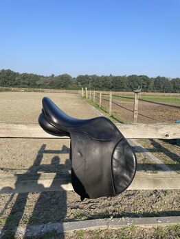 Seabis jumping saddle, Seabis Seabis, Roos Brands, Jumping Saddle, Helmond