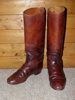 Suche braune, rotbraune Reitstiefel, Lotte, Riding Boots, Berlin