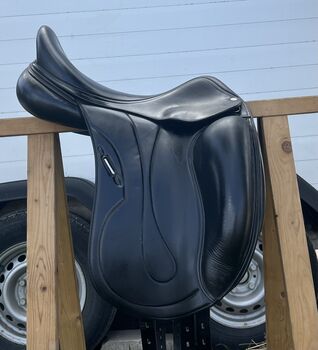 Selleria Equipe Oracle Monoblatt 17,5 +1 +2 Dressursattel schwarz Selleria Equipe Oracle Monoblatt 17,5 +1 +2