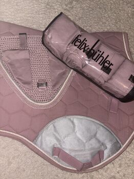 Set in Altrosa – Schabracke (VS), Fliegenohren (Full) & Bandagen