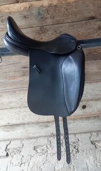 Kurzer Dressursattel Euroriding Achat Skyline 17", Euroriding  Achat Skyline , Maresa, Dressage Saddle, Pfullingen