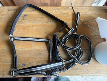 Showmaster Halfter mit Strick Showmaster  Halfter mit Führstrick 