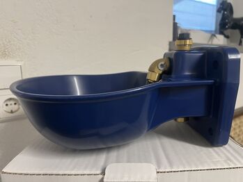 SHOWMASTER K75 Kunststoff-Tränkebecken, 2,8 lt., SHOWMASTER K75, Gaby Lais, Buckets, Feeders & Waterers, Malsburg-Marzell