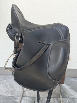 Signum Classic mit Tulipa Blatt, Signum Classic Sondermodell mit Tulipa Blatt, Saskia, Dressage Saddle, Helmbrechts