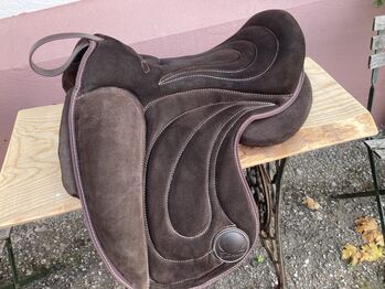 Signum Dressage Pad Gr.L mit Klettkissen, Signum Sattel Dressage Pad, Kathi, Treeless Saddle, Leopersdorf