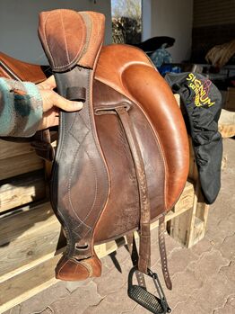 Signum Omega Lotus Bicolor 17“ Working Equitation Signum Lotus 