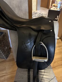 Sattel 17,5 Zoll Passier, Michelle, Siodła ujeżdżeniowe, Fürstenau 