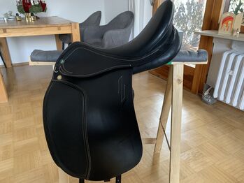 Sattel 18/34, Prestige Roma Dressage, Dorit Uhlig, Siodła ujeżdżeniowe, Bad Kissingen