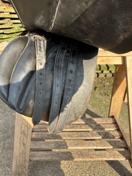 Vielseitkeitssattel springen Loesdau