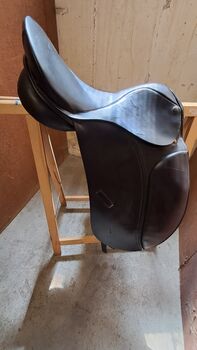 Dressurssattel schwarz neu, Equi Bette Saddlery Dressursattel, Tina, Siodła ujeżdżeniowe, Frankenthal (Pfalz)
