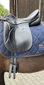 Eichhorn Sattelprofi Advantage 17,5“ *Polster neu*Versand kostenlos, Sattelprofi Eichhorn Advantage, Karottenschubserin, Siodła ujeżdżeniowe, Winnenden