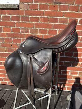 Erre plus showjumping saddle, Erre plus  Christian Ahlmann , Anna , Siodła skokowe, Haselünne