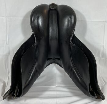 John Webb VS Haflinger Sattel, schwarz, 18“ + Steigbügelriemen John Webb Haflinger