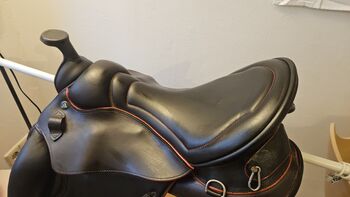 Sattel, Prestige Atena Sattel, Wanderreitsattel, Sattel mit Horn Prestige  Atena