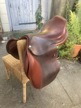 CWD Springsattel - CWD SE02 170 TR 3D - 17 Zoll, CWD CWD SE02 170 TR 3D, Janina Röhrig, Siodła skokowe, Braunfels