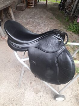 Vielseitigkeitssattel Letek 18 Zoll, Leder/Kunstleder Letek/ Tekna