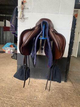 Prestige jump saddle Prestige  Prestige eventing jump saddle 