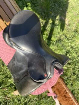 Albion Dressursattel SLK Adjusta schwarz LH NS 17,5 Zoll Albion SLK Low Head Narrow Seat