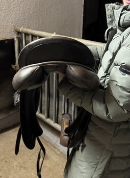 County Competitor 16,5 Dressursattel County Competitor