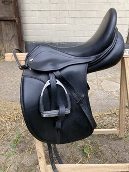 Kentaur Dressursattel, schwarz, 17“, Kentaur Ithaka, Andrea Brix, Siodła bezterlicowe, Ratingen