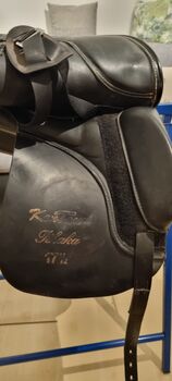 Dressursattel KentTaur Ithaka, sehr guter Zustand KentTaur Ithaka