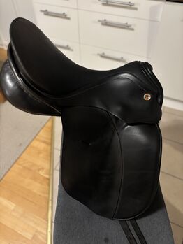 Niedersüß Dressursattel „Tango“ - guter gebrauchter Zustand, Niedersüß  Tango, Lena, Siodła ujeżdżeniowe, Berlin 