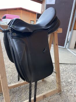 Prestige Milano Dressursattel 16,5 , Pony Sattel, ponydressursattel, schwarz, Prestige Milano, Chuchichäschtli❤️, Siodła ujeżdżeniowe, Öhningen