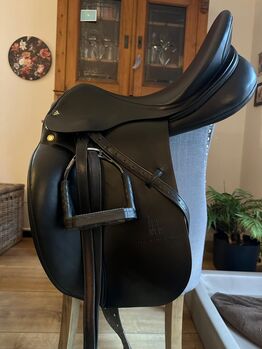 Prestige Modena Dressursattel – 17”, KW 32, Prestige  Modena , Elisa Bies , Siodła ujeżdżeniowe, Beckingen 