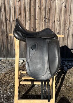 Tech1 Dressursattel 17 Zoll, Tech1, Alena, Siodła ujeżdżeniowe, Mieming