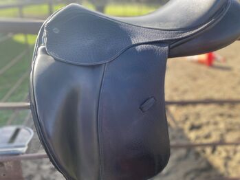 Tempi II Dressage Saddle by Dover Tempi  Tempi II 