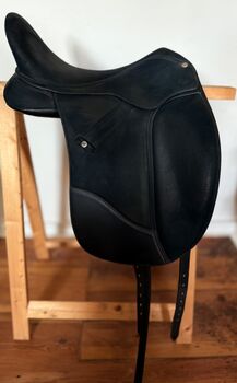 Wintec Isabell Werth Dressursattel// 17,5 Zoll // HART System, Wintec  Isabell Werth , Ev, Siodła ujeżdżeniowe, Brandenburg an der Havel 