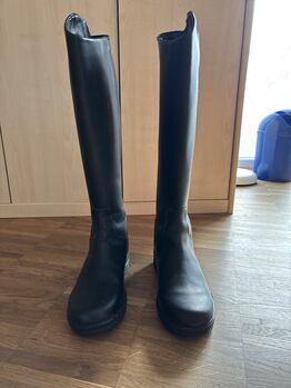 Lederreitstiefel von Steeds, kurz und weit, nur zuhause angezogen Steeds