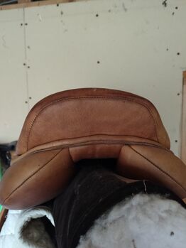 Shires Optimus tan leather saddle Shires Optimus