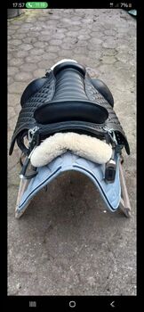 Lederbaumsattel von Everluck inkl.Steigbügel,Riemen,Sattelschoner ... Everluck