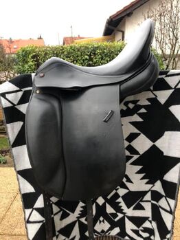 Sommer Remos Dolce Dressursattel, Sommer Remos Dolce, Lisa Aufschneider, Dressage Saddle, Rhodt unter Rietburg 