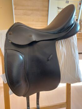 Sommer Remos Hagen Dressursattel 17,5 Zoll, Sommer Hagen Remos , Sandra , Dressage Saddle, Altlengbach 