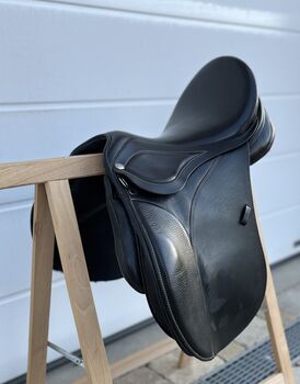 Sommer Diplomat 17,5“ VSD, Sommer Diplomat, Stefanie Rettenmaier , All Purpose Saddle, Pfalzgrafenweiler 