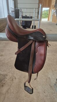 Sommer Somero 18" cognac schwarz Dressursattel Dressur braun, Sommer  Somero Classic DS, JLW, Dressage Saddle, Schnelldorf