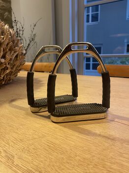 Sprenger Sicherheitsbügel, Sprenger Sicherheitssteigbügel, Lona Rommes, Saddle Accessories, Mondorf