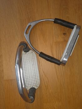 Sprenger System 4 Sicherheitssteigbügel – funktionell und bewährt – 90 € VB, Sprenger Sicherheitssteigbügel System 4, Maria, Saddle Accessories, Oberursel