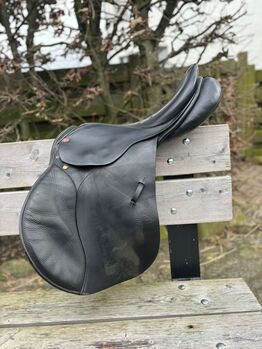 Springsattel Lemetex Stylist 17,5 Zoll, Lemetex  Stylist, Sabine Willems, Jumping Saddle, Aachen 