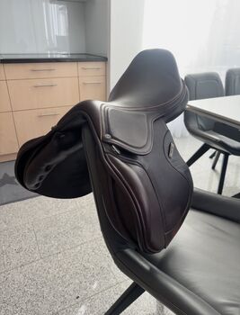 Springsattel Pferd Cheval de Luxe 17.5‘‘ Cheval de Luxe