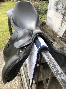 Springsattel Prestige Elastic Professional, Prestige Elastic Professional, Birgit Schilling, Jumping Saddle, Schongau