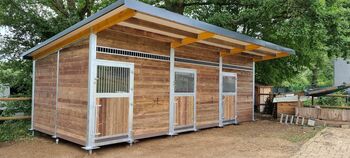 Stall für Pferde - Pferdebox für den Pferdestall | Außenstall Aussenboxen Sp. z o.o (GmbH) PFERDESTALL - PFERDEBOXEN