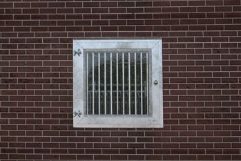 Stallfenster | Pferdestall Fenster | Dreh-kipp Funktion