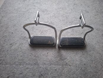 Steigbügel Sicherheitbügel, Diana Bock , Sattelzubehör, Monheim