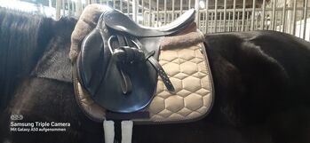 GESTOHLEN! Stübben Siegfried 17,5, Stübben Siegfried, Jana Hoppe, All Purpose Saddle, Berlin