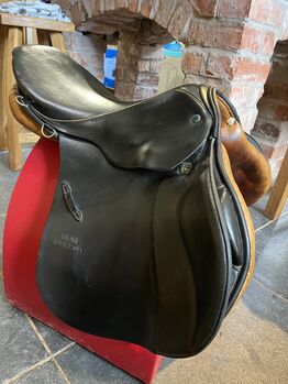 Stubben jump saddle, Stubben , Samantha Hargreaves , Jumping Saddle, Whitchurch